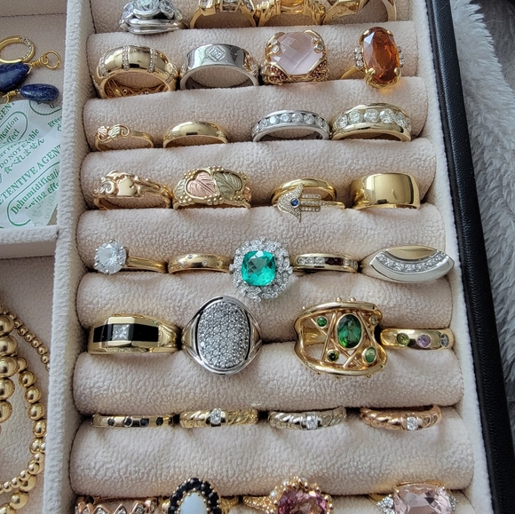 14kt and 18 Kt Yellow Gold Inventory - Picture 6 of 6